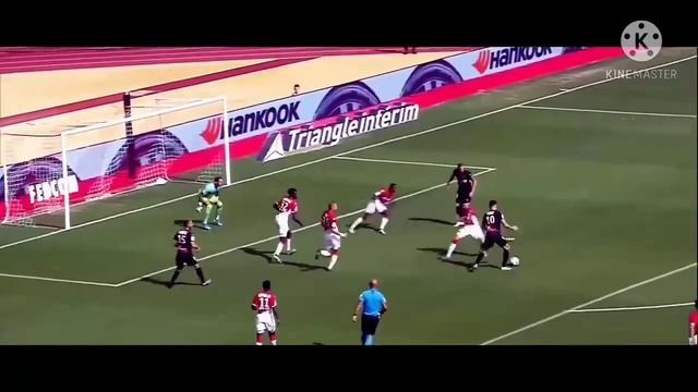 Герой Монако - История Бенжамин Лекомте смотреть онлайн