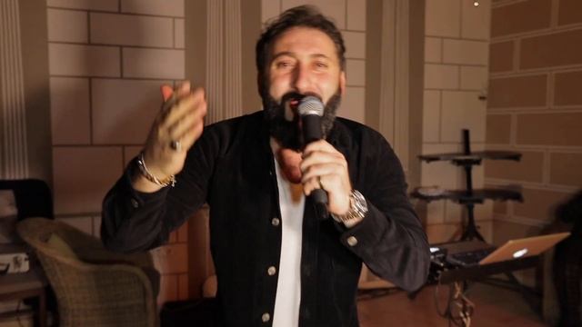 Сосо Айрапетян зажигает в Армавире. Ресторан "Старый город" смотреть онлайн