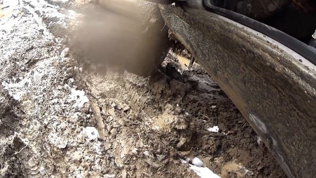 Как едет Roadcruza RA 1100 в грязи. Весенняя распутица.