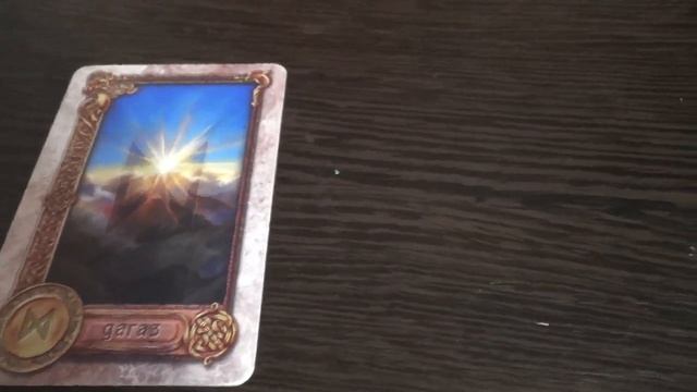 Его мысли и чувства на сегодня? Гадание на рунах смотреть онлайн