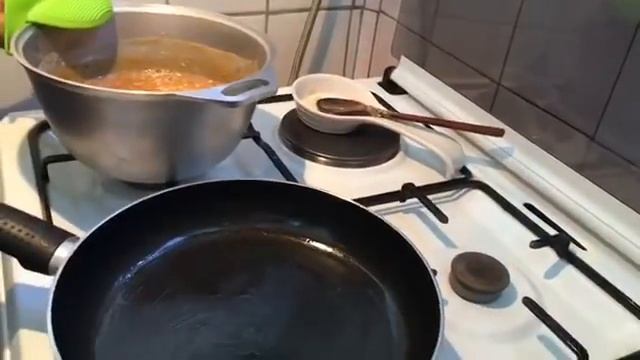 ?Çox ləzzətli südlü, qozlu bişmiş qənd. смотреть онлайн