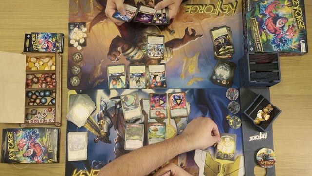 TechnoAftar kontra RadJesion w KeyForge Masową Mutację! смотреть онлайн