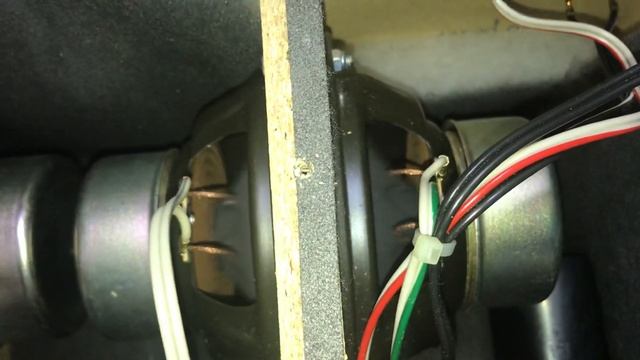JBL Control SB-5 subwoofer exposed woofers смотреть онлайн