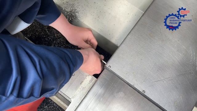 Я горжусь, что Я... Слесарь ремонтник промышленного оборудования смотреть онлайн