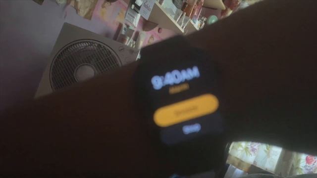 APPLE WATCH SE UNBOXING AND 1 WEEK LATER REVIEW // 40mm VS 44mm смотреть онлайн