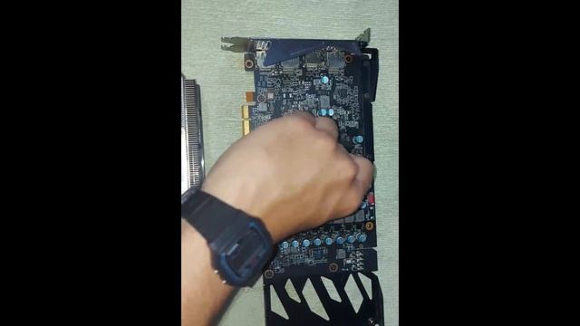 LIMPIEZA Y CAMBIO DE PASTA TERMICA DE TU GPU (RX6600XT) MSI GAMING X смотреть онлайн