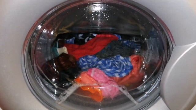 Wash on LG F12b8wds7: Delicate 40° 800 rpm смотреть онлайн