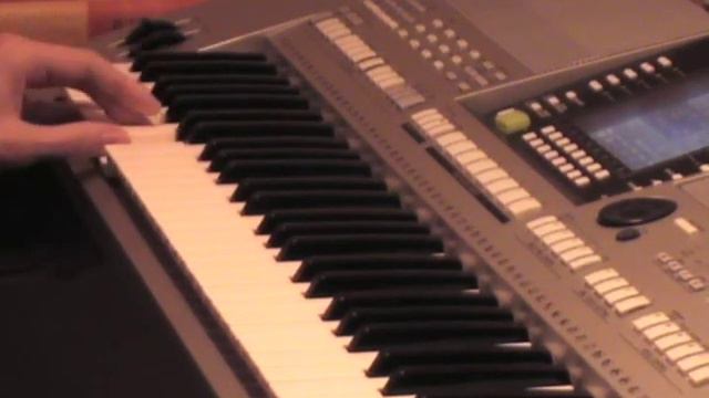 Poker Face - Lady Gaga - Yamaha PSR-S910 performed by Yordlife. смотреть онлайн