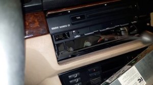 Как снять магнитолу на BMW e-39