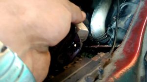 Кронштейн Автопродукт натяжки ремня генератора Гранта зазор с верхним патрубком увеличен. Решение.