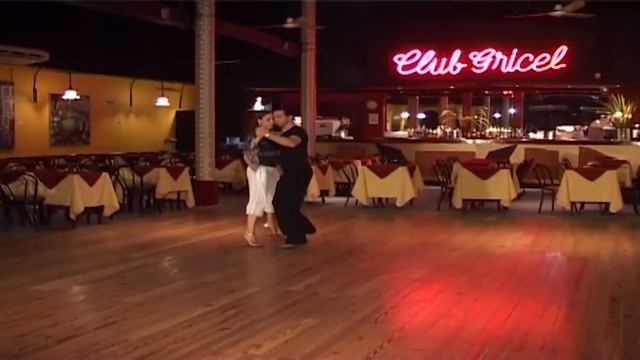Gustavo Rosas Tango.Gisela Natoli.Video 12-Secuencias de Colgadas & Volcadas Vol 1.Arg смотреть онлайн
