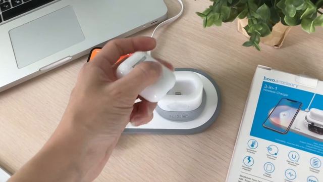Беспроводное зарядное устройство 3 в 1 для смартфонов, Apple Watch, Airpods, HOCO CW21 смотреть онлайн