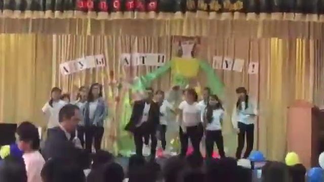 Празднуем золотую осень.танцы смотреть онлайн