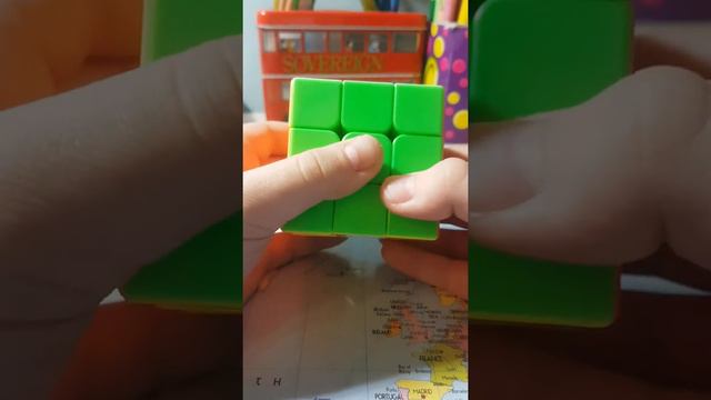 Как собрать белый крест на кубике Рубика смотреть онлайн