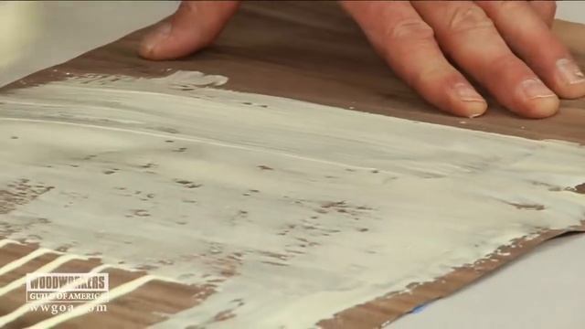 Easy Iron-On Veneer Application with Titebond Original Wood Glue смотреть онлайн