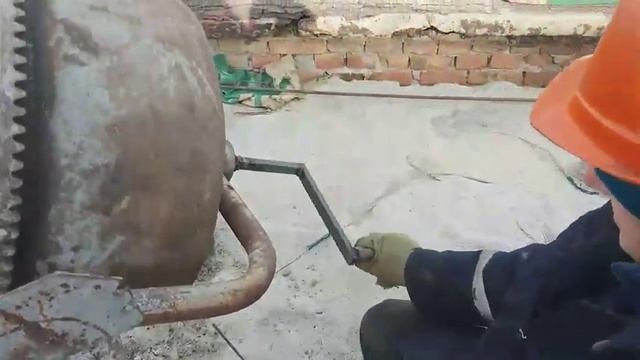 Супер бетономешалка в кривом роге Р.Б.О.Украина смотреть онлайн