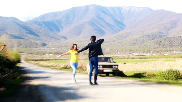 Парень и Девушка Танцует Очень Красиво Чеченская Лезгинка 2019 (Чеченская песня) смотреть онлайн