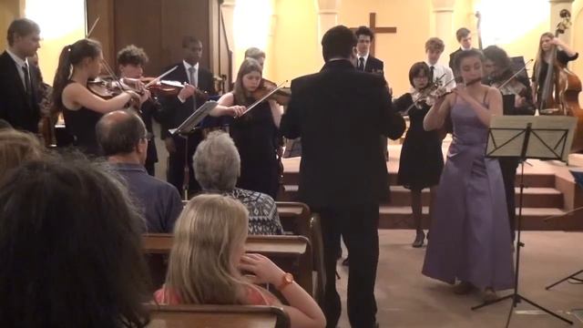 Vivaldi Concerto RV443 pour piccolo et orchestre, 2e mvt, Ensemble Spiritelli de David Castro-Balbi смотреть онлайн