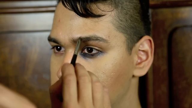 Punk Rock Glam (Rebel Makeup for Guys!) смотреть онлайн