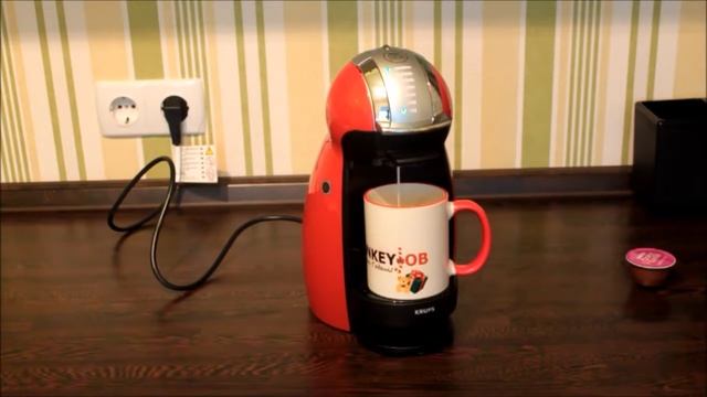 Капсульная кофемашина Nescafé® Dolce Gusto® Genio от Krups и Nestlé смотреть онлайн