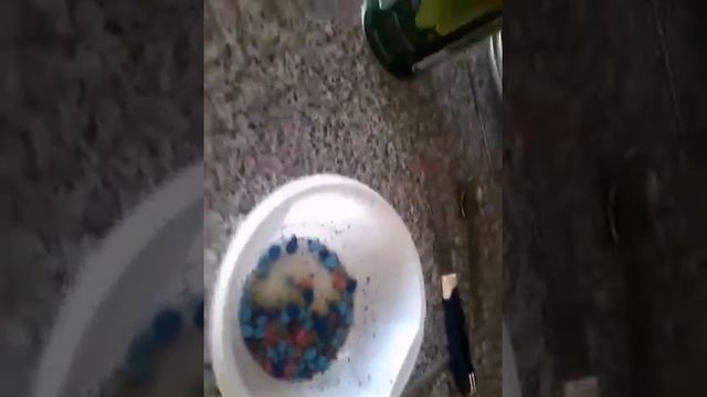 Помада из восковых мелков. Восковые мелки + оливковое масло = помада смотреть онлайн