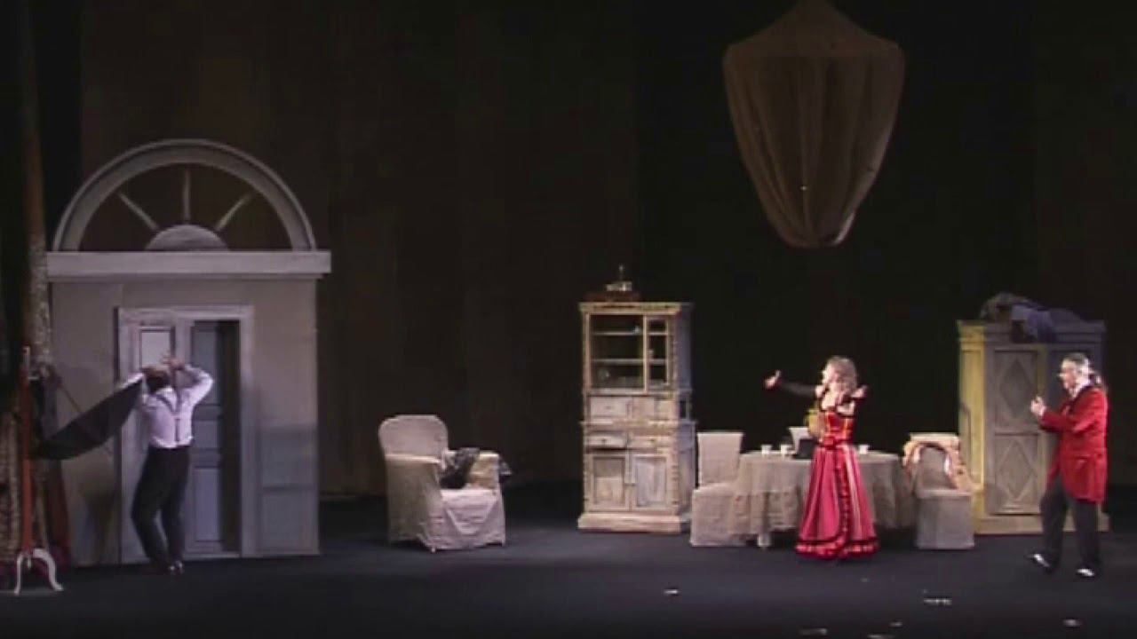 Фрагменты из спектакля "Татарин маленький" (в архиве с 1 января 2012 года). смотреть онлайн