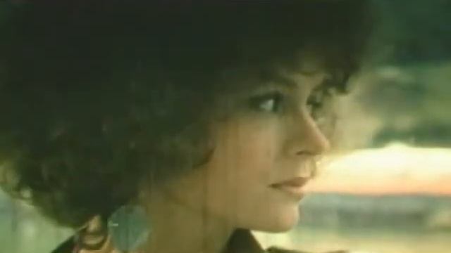 Sonja Savic - Messenger смотреть онлайн