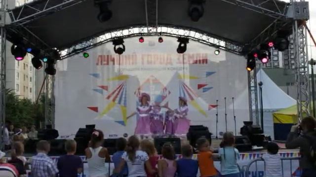 Студия Фантазеры -- Танец "Кантри". Новокосино (12.07.2013) смотреть онлайн