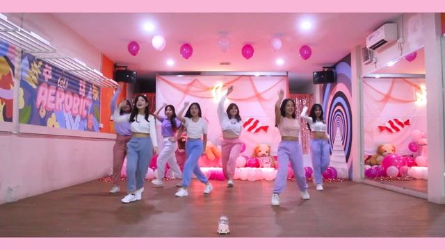 체리블렛 (Cherry Bullet) - 'Love So Sweet' (Dance Practice Ver.) By Cleta DC смотреть онлайн
