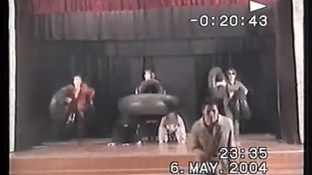 спектакль 3.wmv смотреть онлайн