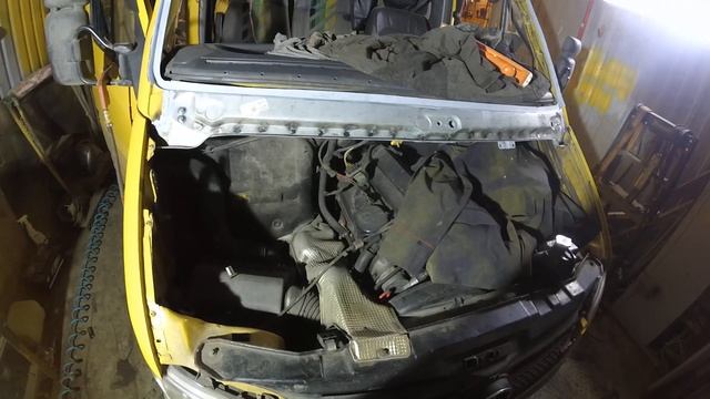 Замена рамки лобового стекла спринтер 903(процесс) смотреть онлайн