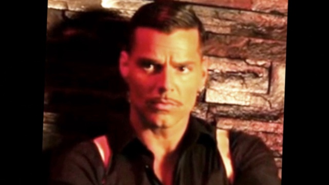 Feliz Cumpleaños!   El Viaje Por La Cuadragésima Segunda Página De La Vida De Ricky Martin!