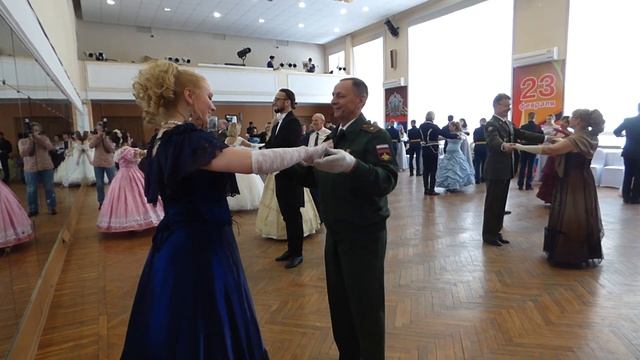 ВЕНГЕРСКИЙ БАЛЬНЫЙ ОФИЦЕРСКИЙ БАЛ В ДОМЕ КОСМОНАВТОВ смотреть онлайн