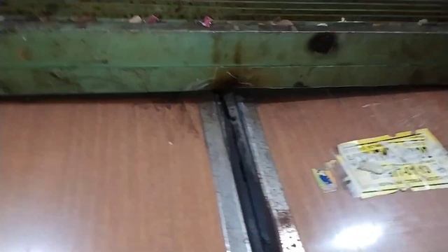 Лифт в сетчатой шахте! Лифт (СПЛЗ - 1971 г. в.)