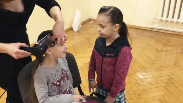 Зачіски до бальних танців