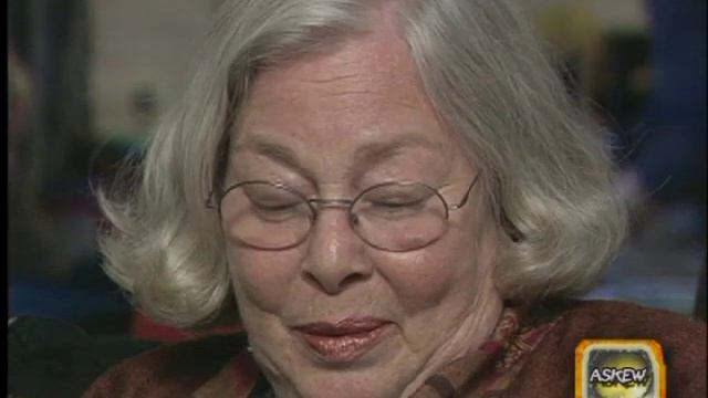 Adrianne Marcus reads and talks about her poems смотреть онлайн