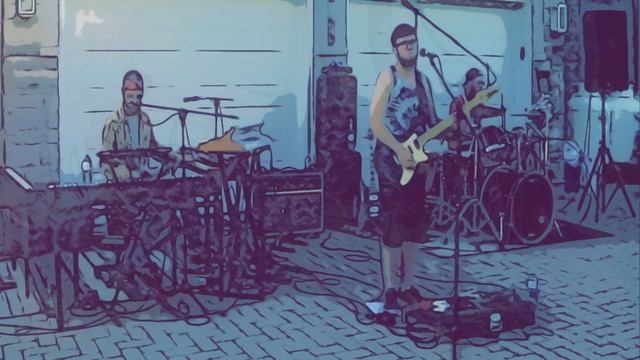 The Groovy Few Band - Franklins Tower (Grateful Dead Cover) смотреть онлайн