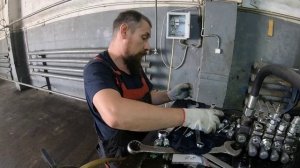 Как настроить секцию гидрораспределителя на нужное давление? Вопрос на засыпку в конце видео