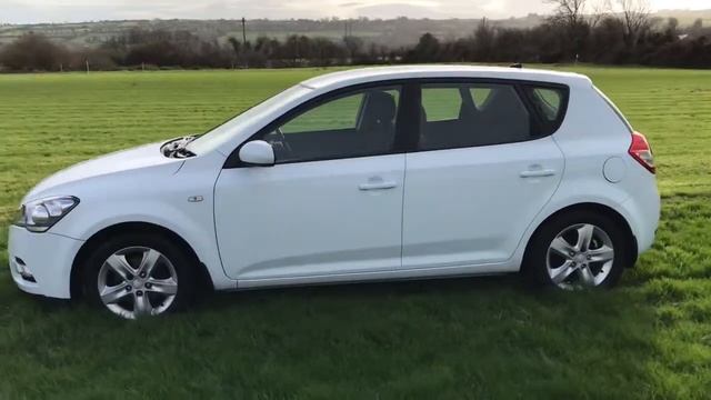 2010 KIA Ceed 2 Diesel Ecodynamics Crdi White смотреть онлайн