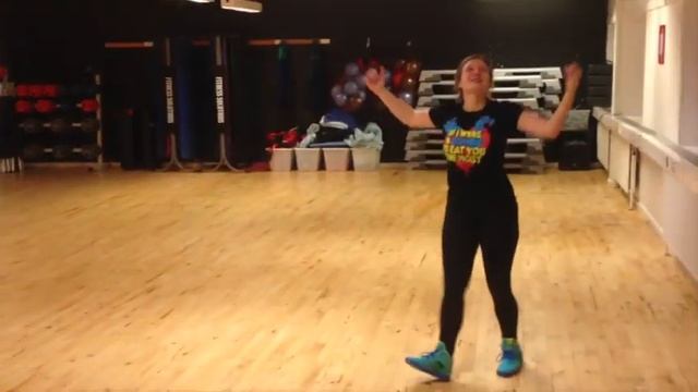 Zumba Fitness - Flechao - bachata cool down choreography смотреть онлайн