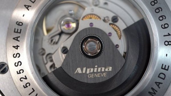 ALPINA ALPINER EXTREME AUTOMATIC - 200m Swiss Made Integrated Sports Watch AL-525N4AE6