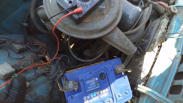 Как проверить аккумулятор мультиметром смотреть онлайн