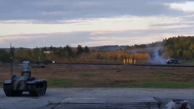 Два хороших железных парня разобрались с плохими РОБОТЫ РОССИИ смотреть онлайн