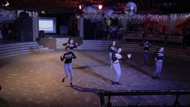 Выступление группы по современной хореографии смотреть онлайн