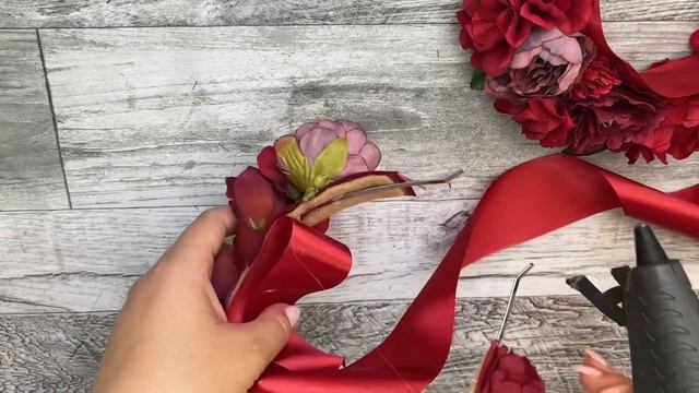 Віночок на голову своїми руками / український вінок із квітів / Corona de flores / Flower Crown DIY смотреть онлайн