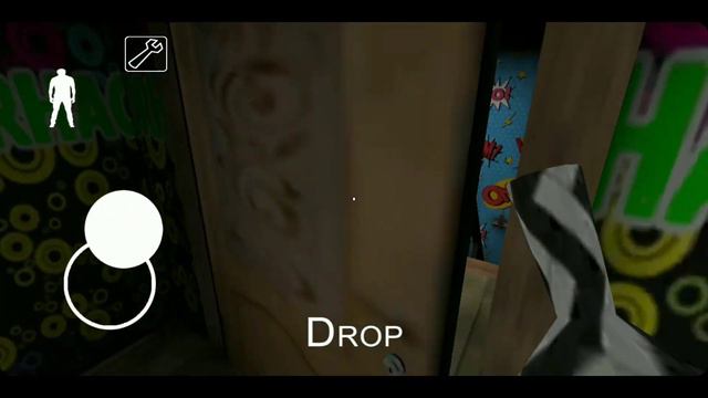 Как ходить сквозь стены в гренни?? НОВЫЙ БАГ В GRANNY 1.4!! Прошел сквозь стены в granny!!! смотреть онлайн