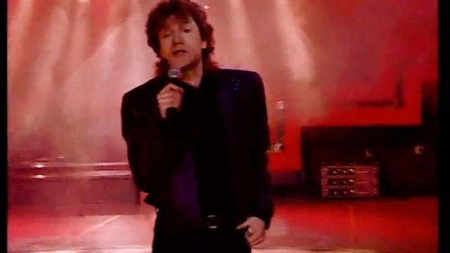 Сергей Озόлин «Белой бабочкой» стихи и муз. Л.Стуликова смотреть онлайн