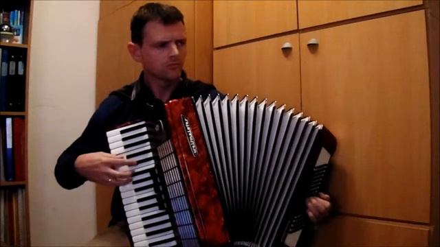 Accornelis смотреть онлайн