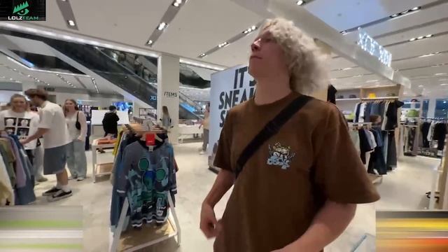 ПОДГОТОВИЛИ КОРЕША К ШКОЛЕ? | КУПИЛИ РЮКЗАК ЗА 1000$? смотреть онлайн