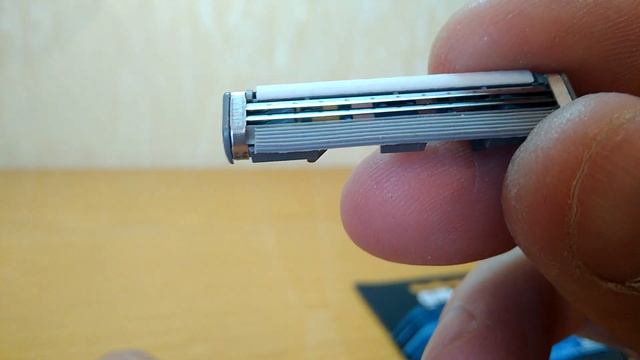 Лезвия для бритвы GILLETTE Сенсор Excel смотреть онлайн